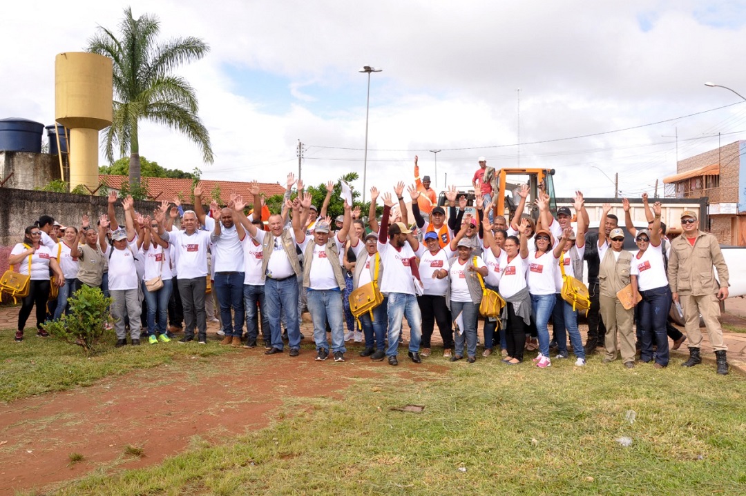 Camping Club recebe equipe de limpeza urbana - Prefeitura Municipal de Águas  Lindas de Goiás