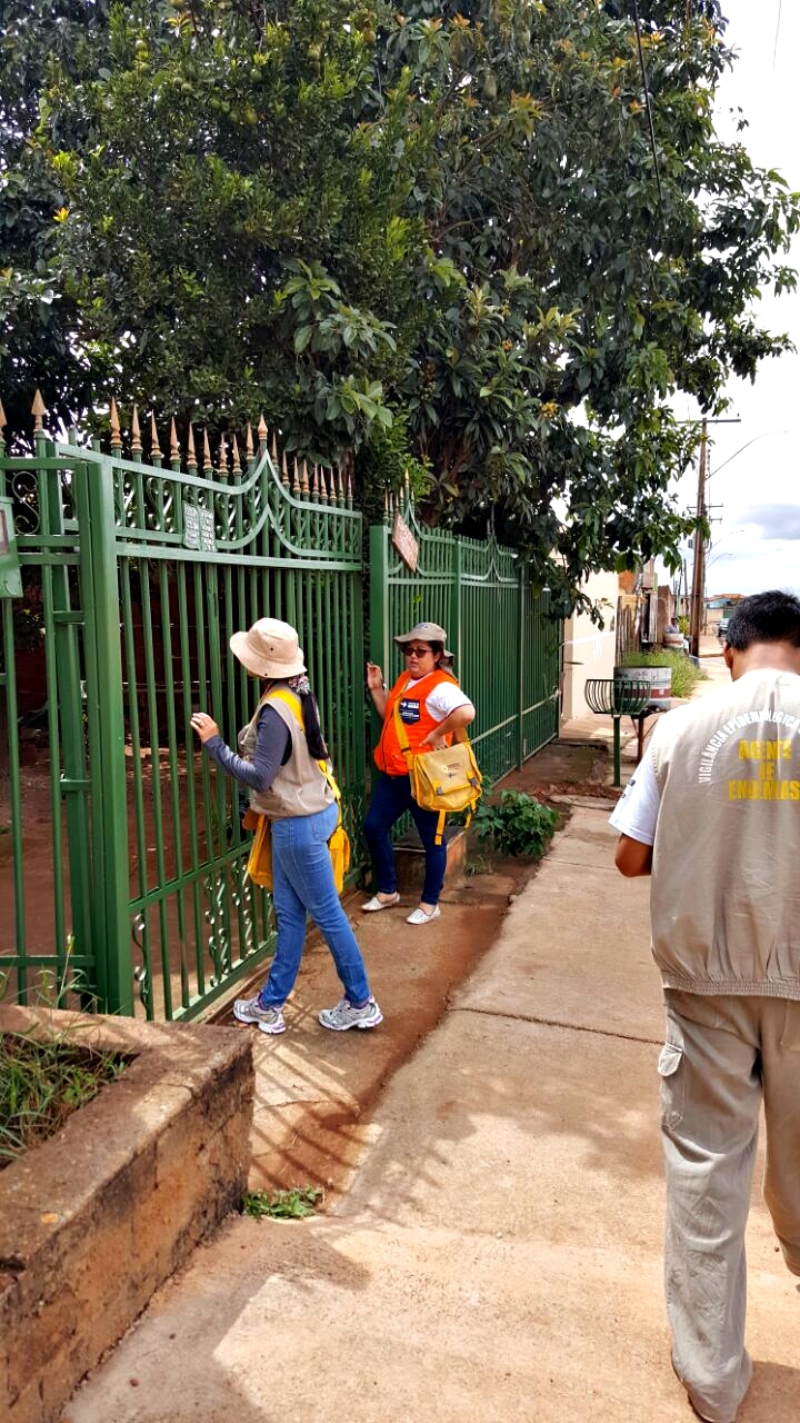 Camping Club recebe equipe de limpeza urbana - Prefeitura Municipal de Águas  Lindas de Goiás